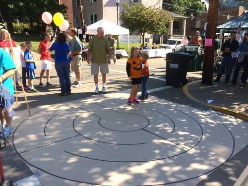 Members of Emsworth United Presbyterian Church, one of the congregations who participated in the Unglued Church, created a prayer labyrinth at a community fair to introduce their neighbors to the spiritual practice. Children especially loved the “maze where nobody can get lost!” (Photo by Susan Rothenberg)