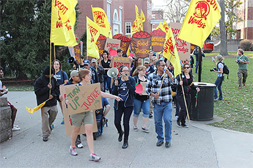 Coalition of Immokalee Workers and supporters demonstrate against Wendy’s Restaurants in March on the campus of the University of Louisville. —Andrew Kang Bartlett