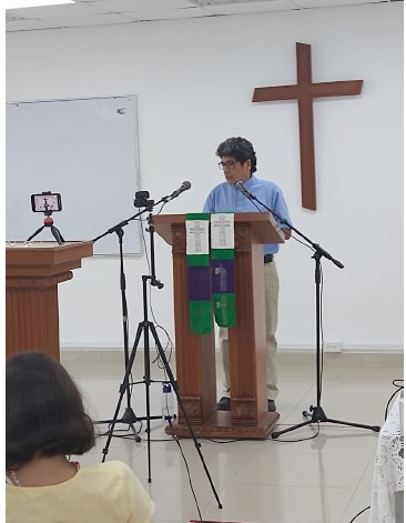 Preaching at Fifth Presbyterian Church of Barranquilla.