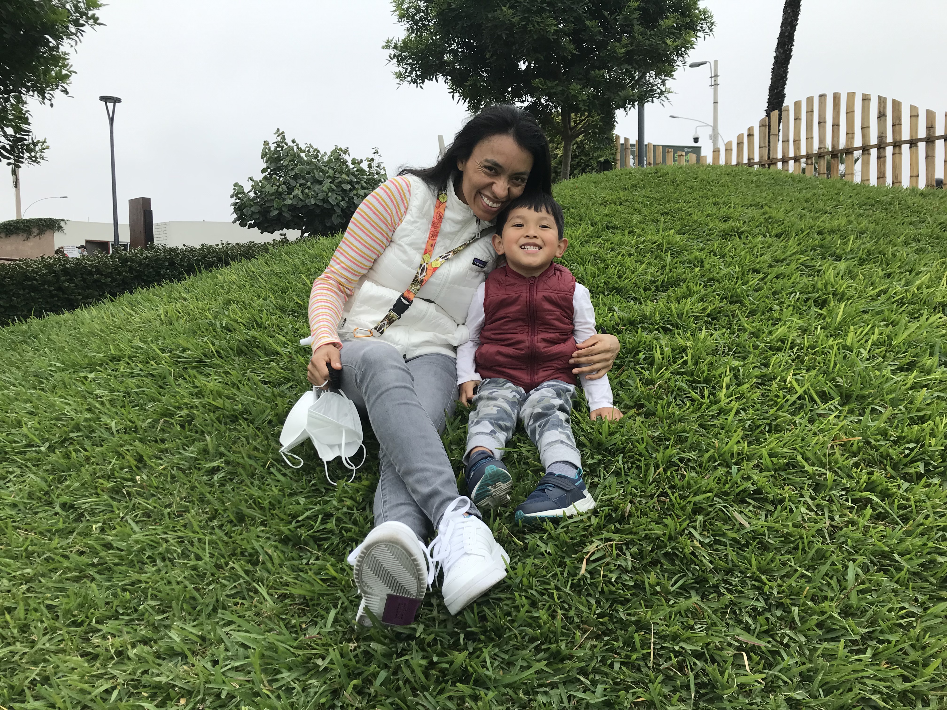 As parks and green spaces are opening up in Peru, Jenny and Thiago enjoy much needed fresh air!