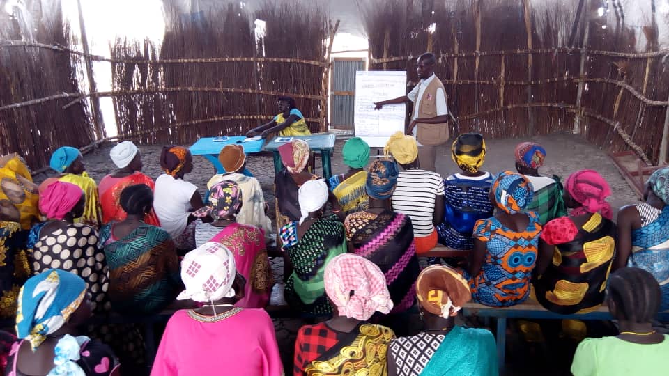 Women and girls participate in food security training. (Photo credit: Hope Restoration South Sudan)